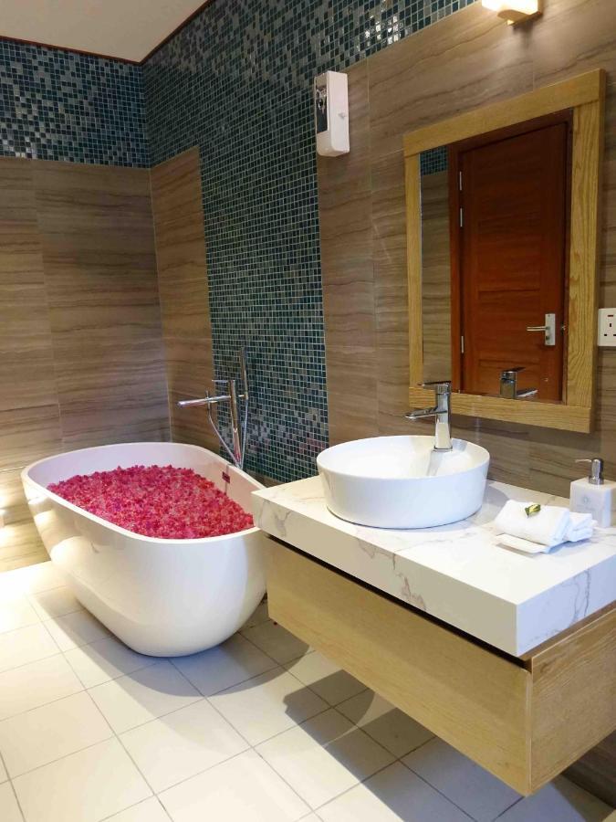 Zero Degree Residence Fuvahmulah Екстериор снимка